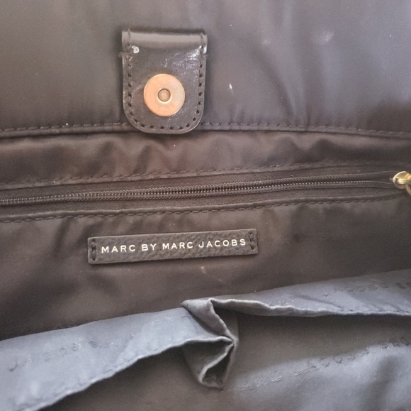 Marc by Marc Jacobs handbag - Picture 5 of 13